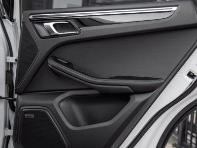 2026 Porsche Macan Macan S