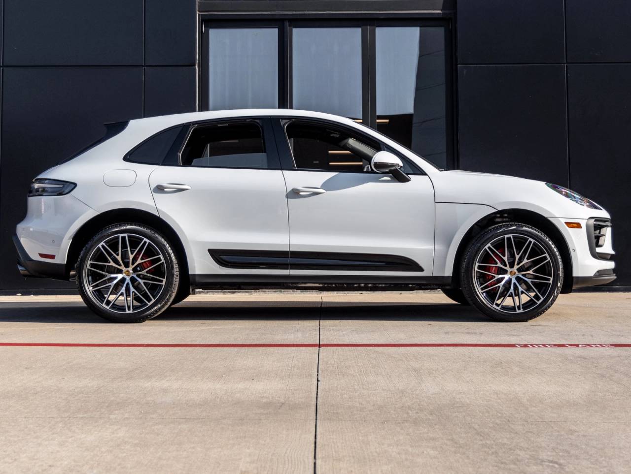 2026 Porsche Macan Macan S