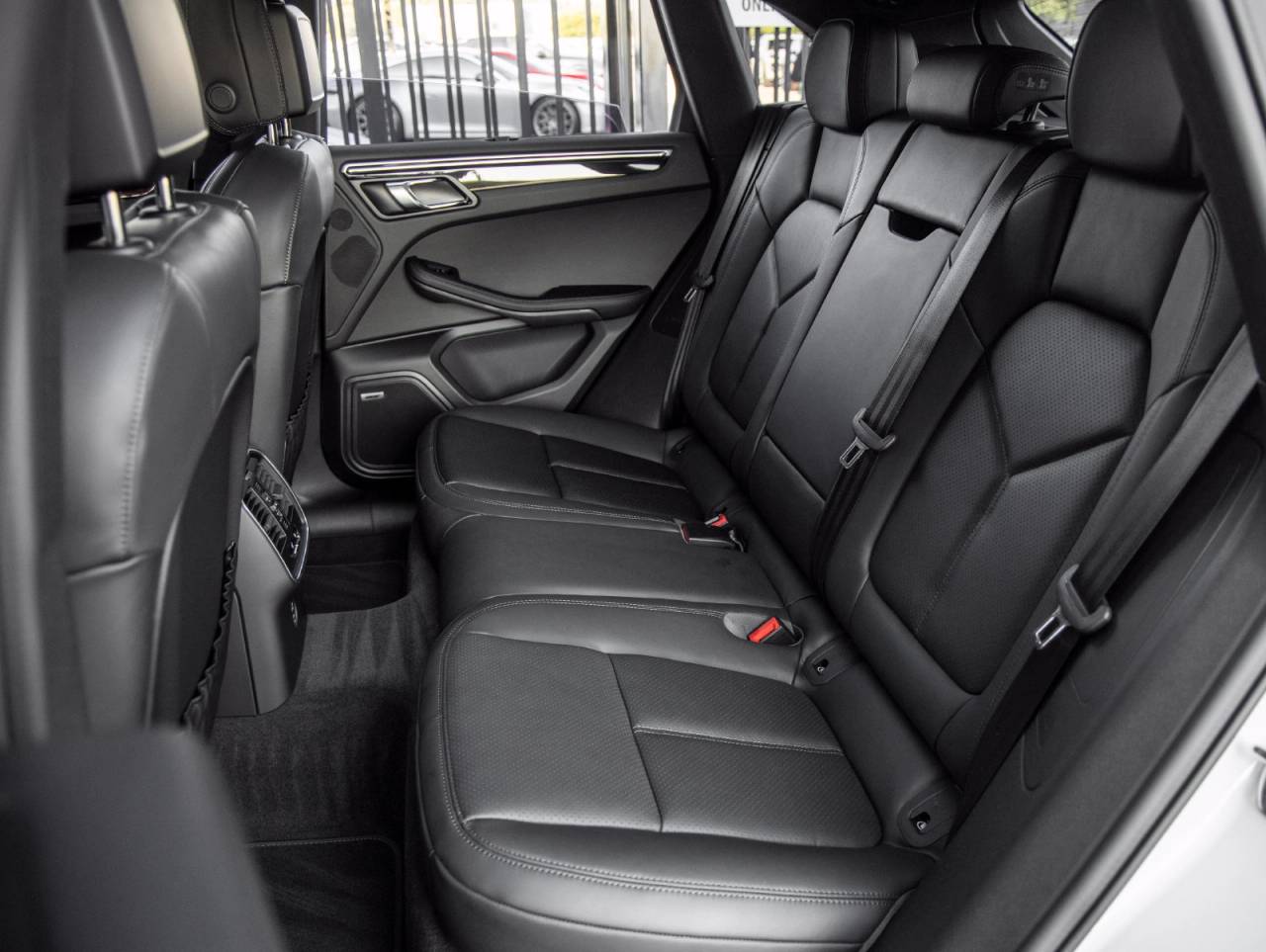 2026 Porsche Macan Macan S