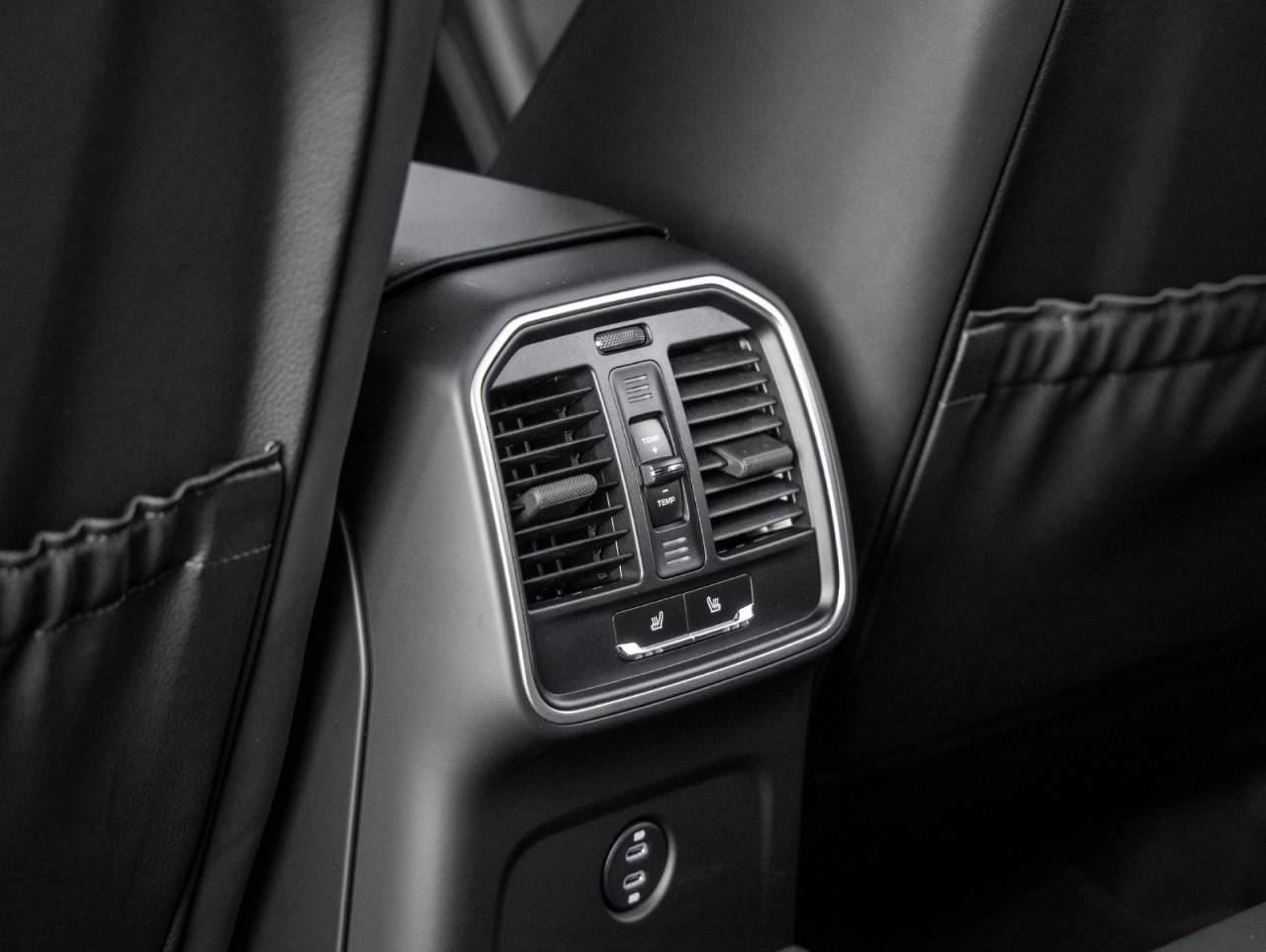 2026 Porsche Macan Macan S