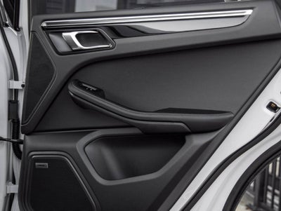 2026 Porsche Macan Macan S