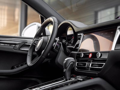 2026 Porsche Macan Macan S