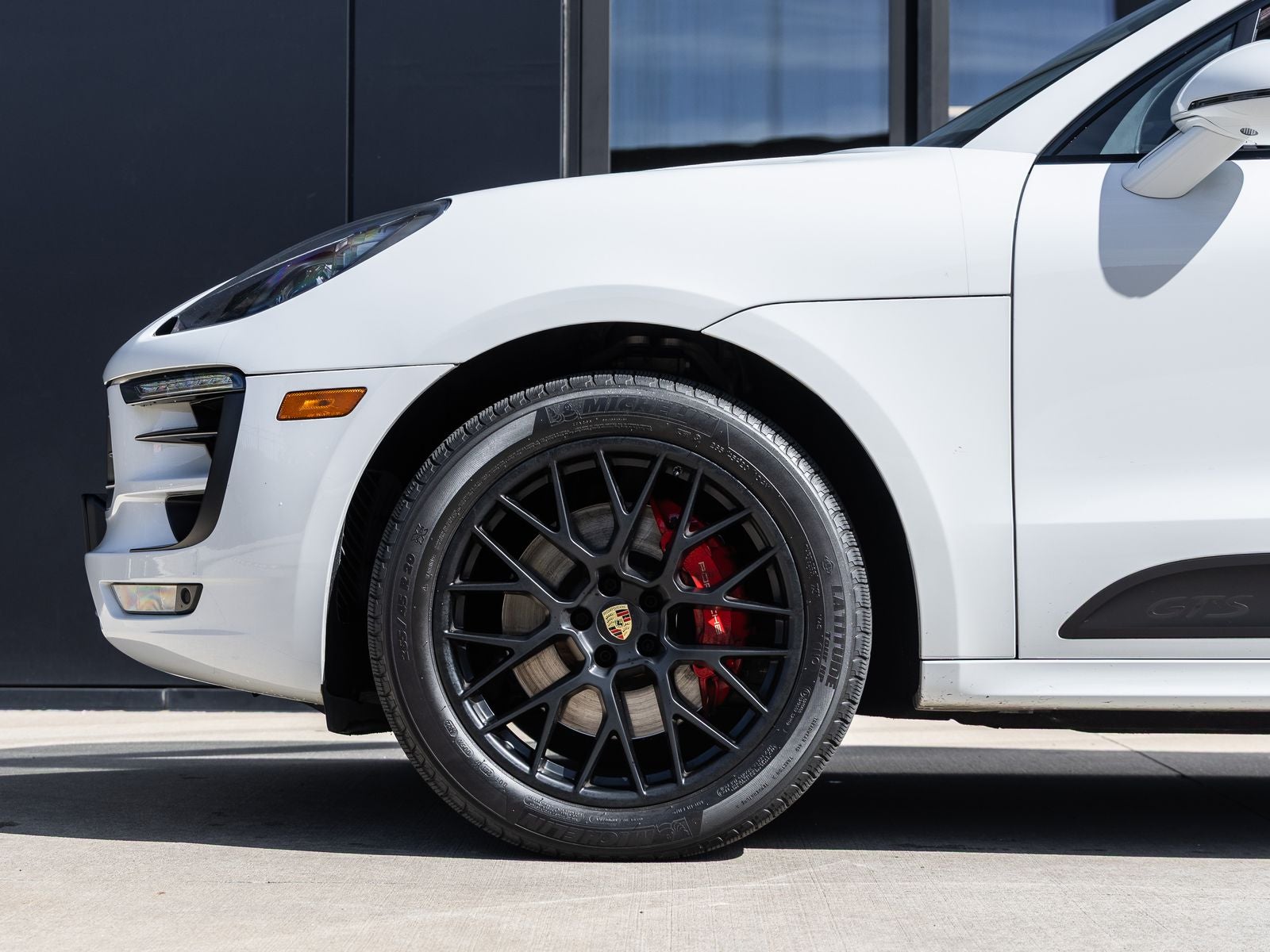 2017 Porsche Macan Macan GTS