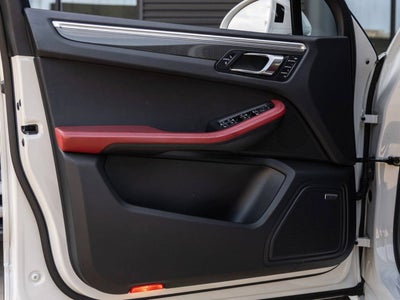 2017 Porsche Macan Macan GTS