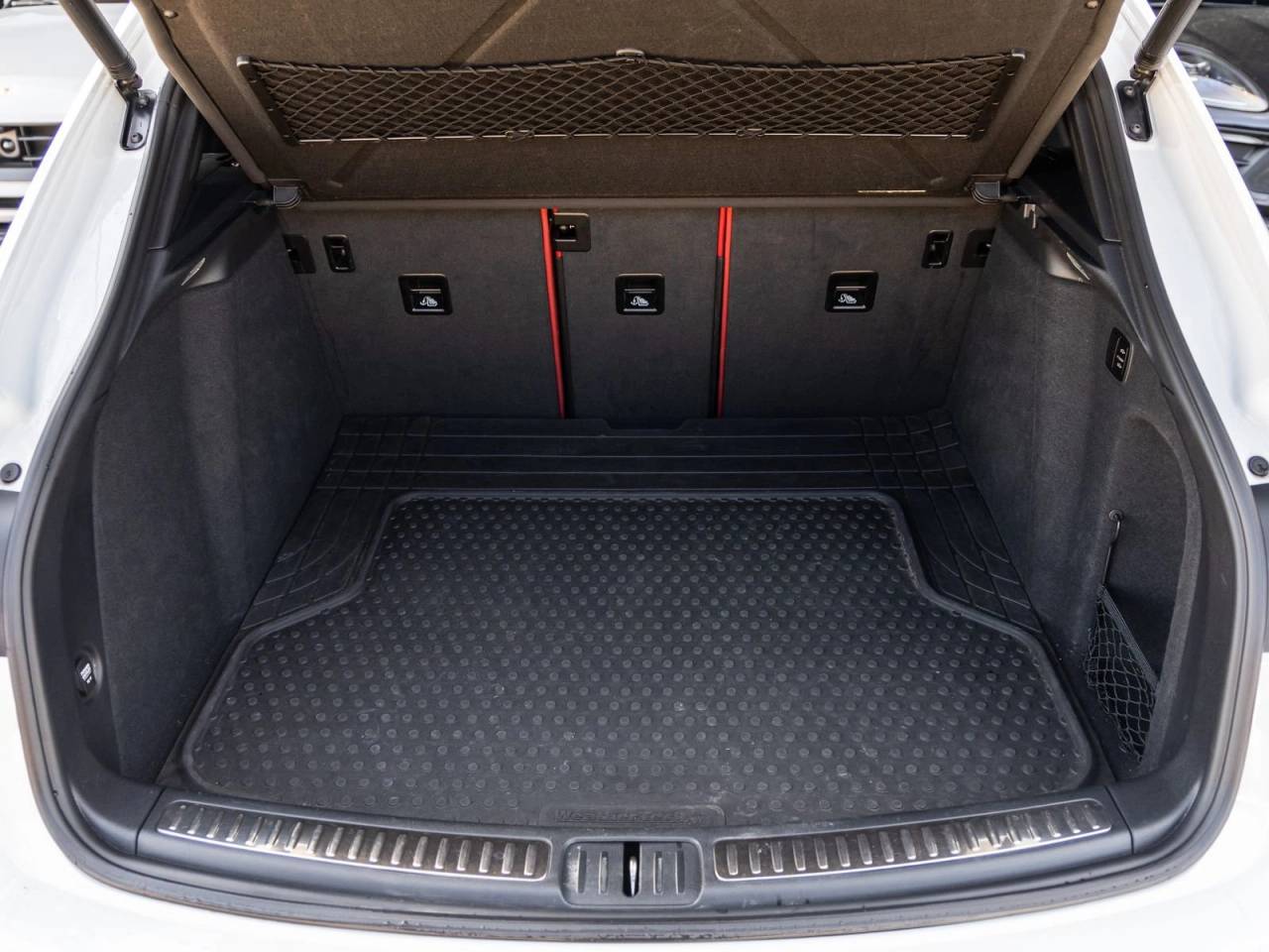 2017 Porsche Macan Macan GTS