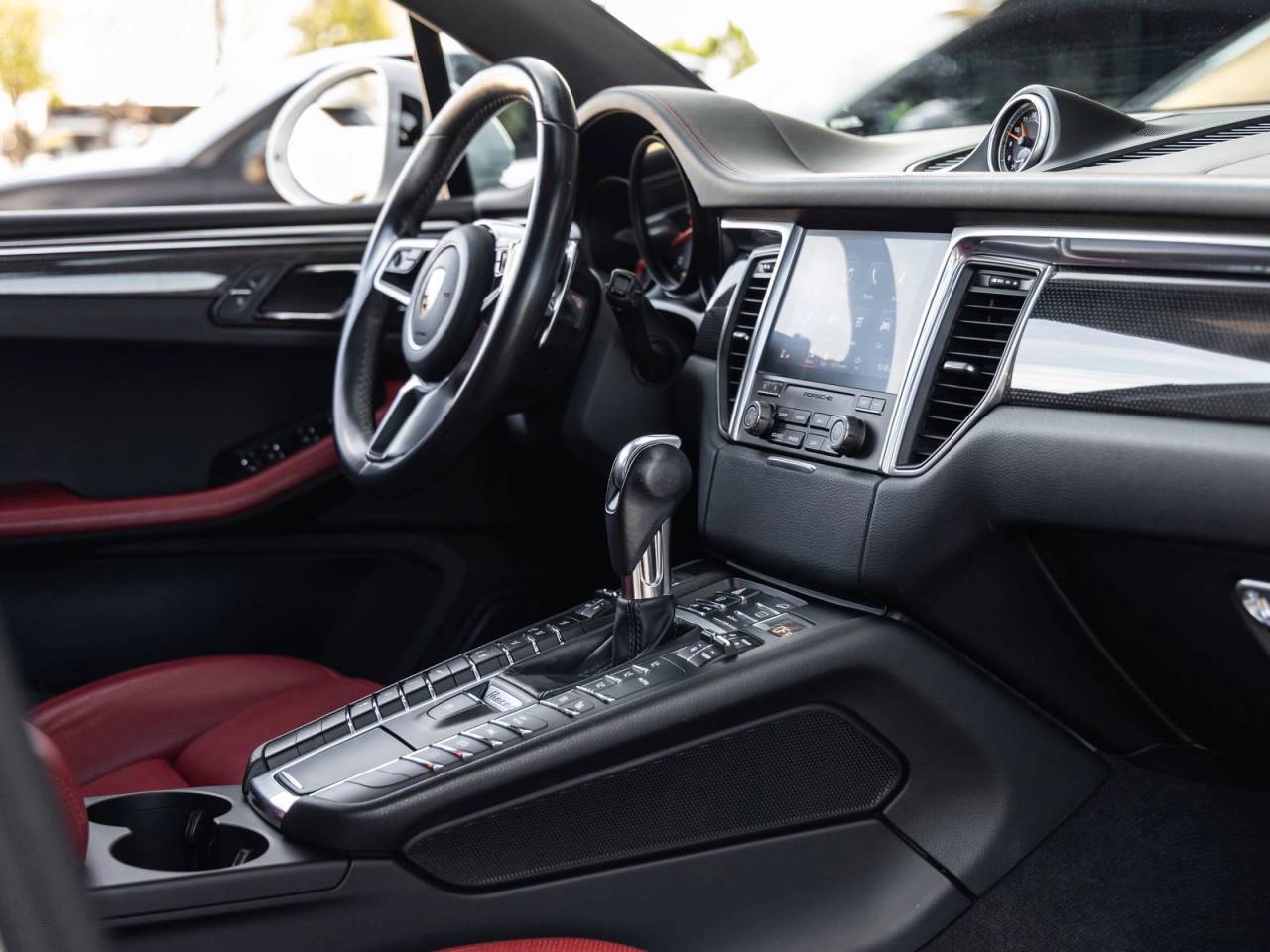 2017 Porsche Macan Macan GTS