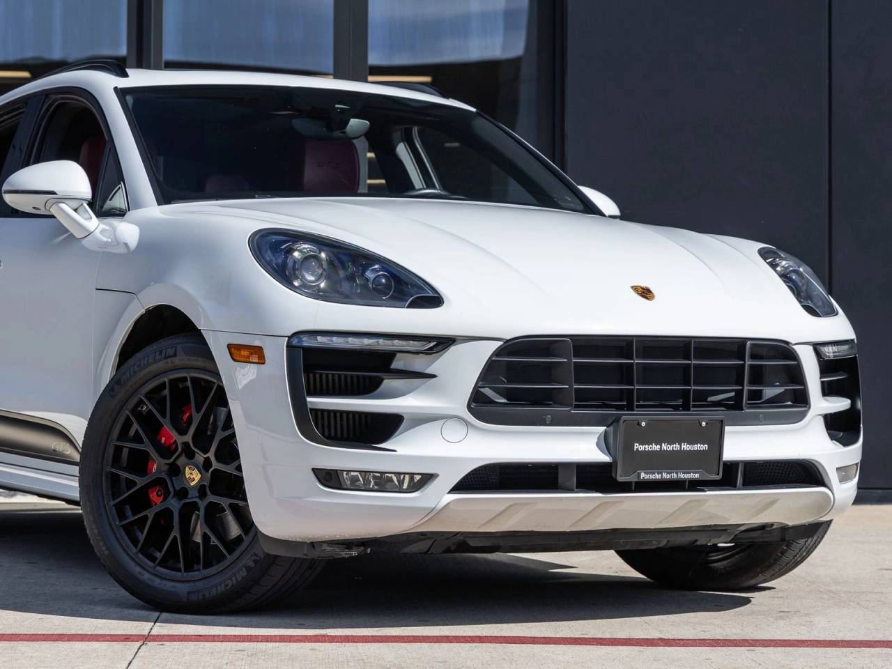 2017 Porsche Macan Macan GTS