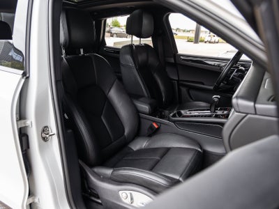 2022 Porsche Macan S