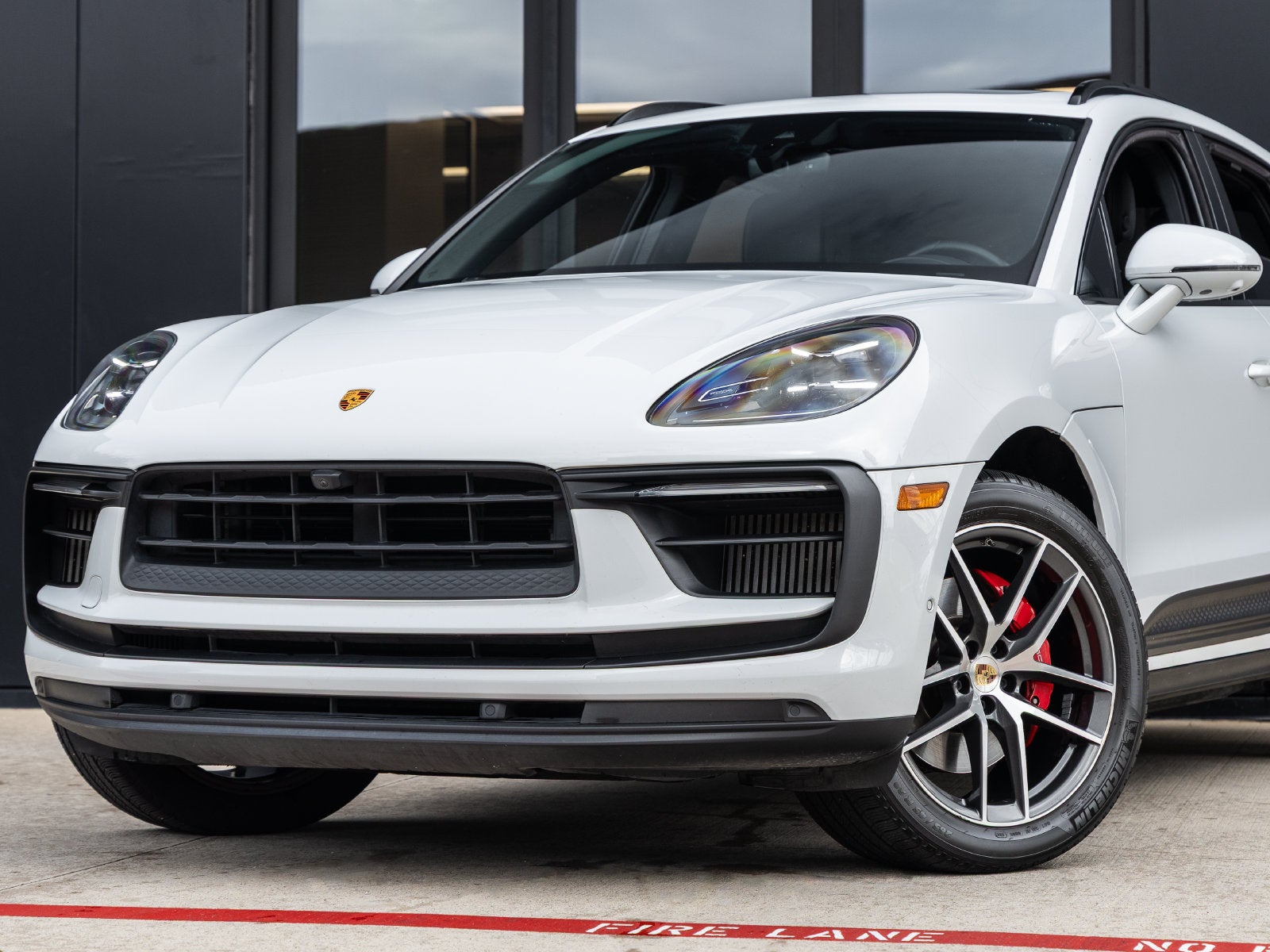 2022 Porsche Macan S