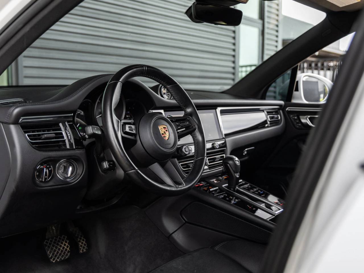 2022 Porsche Macan Macan S