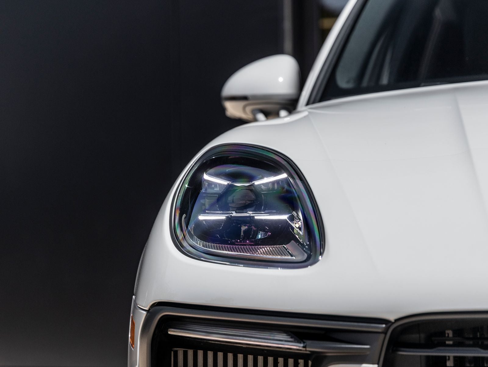 2025 Porsche Macan S