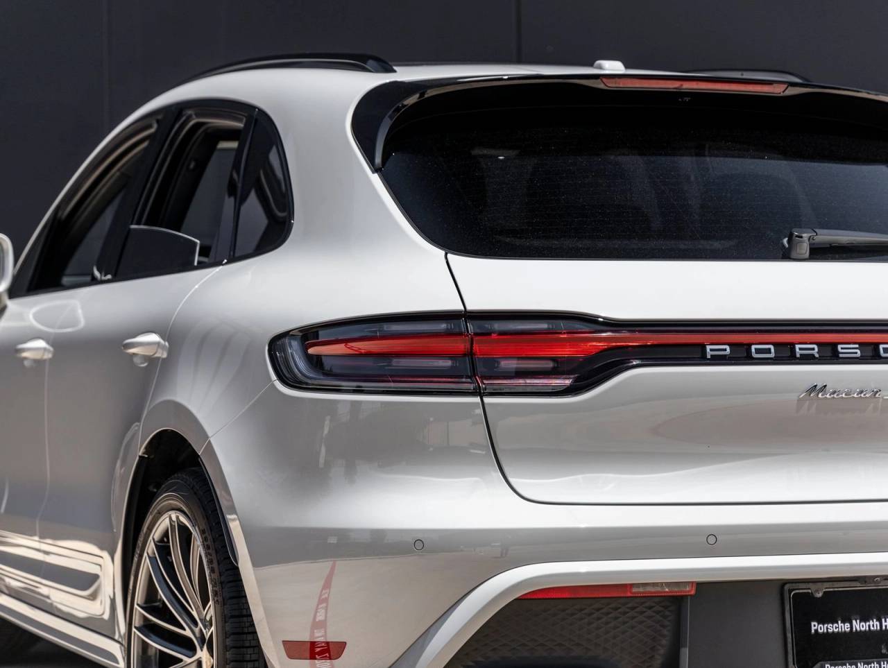 2025 Porsche Macan Macan S