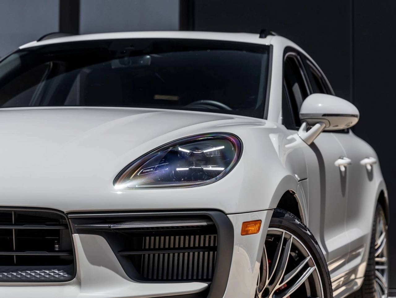2025 Porsche Macan Macan S