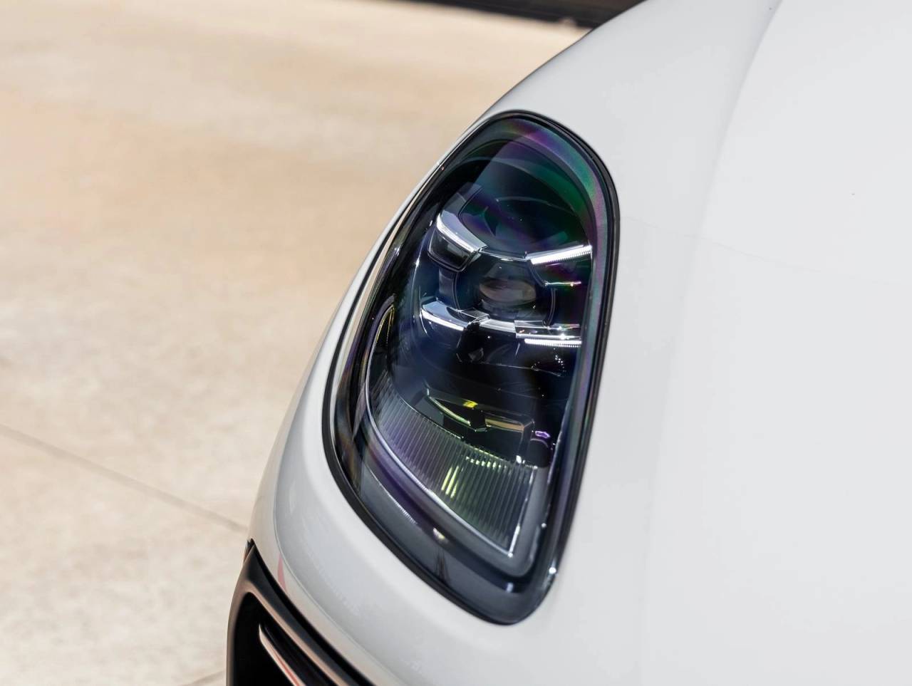 2025 Porsche Macan Macan S