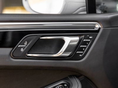 2025 Porsche Macan Macan S