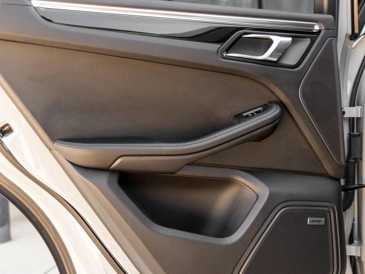 2025 Porsche Macan Macan S