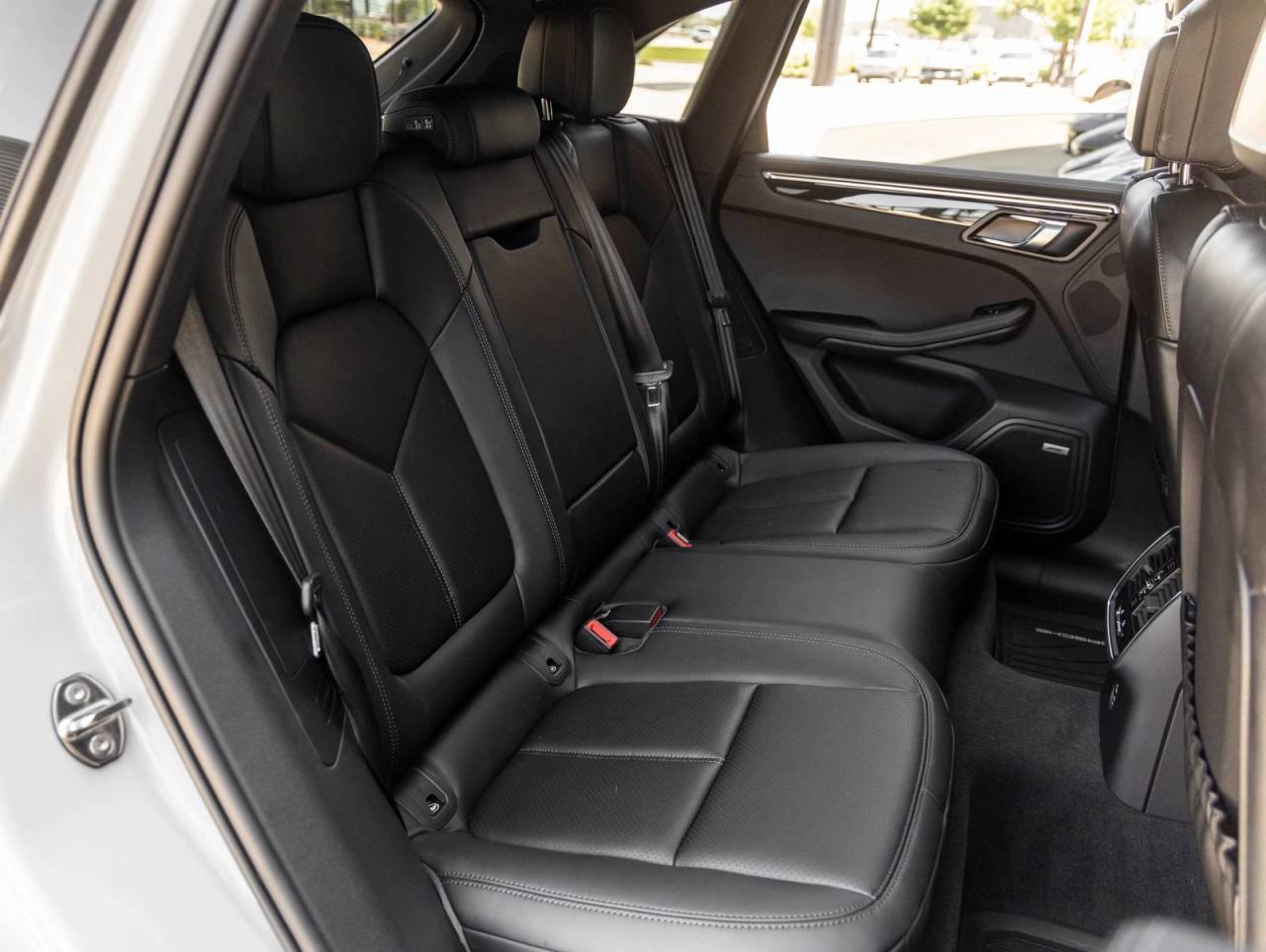 2025 Porsche Macan Macan S