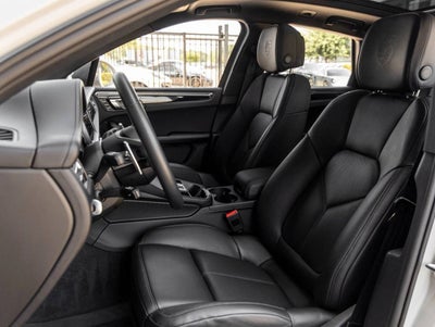 2025 Porsche Macan Macan S