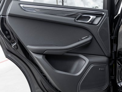 2026 Porsche Macan Macan S