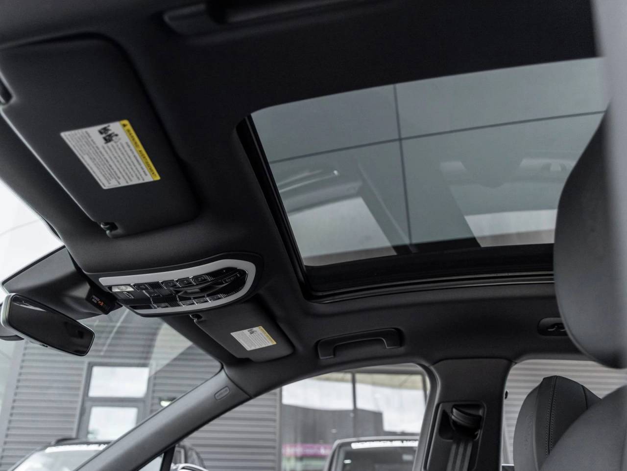 2026 Porsche Macan Macan S