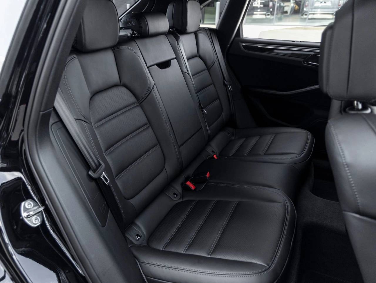 2026 Porsche Macan Macan S