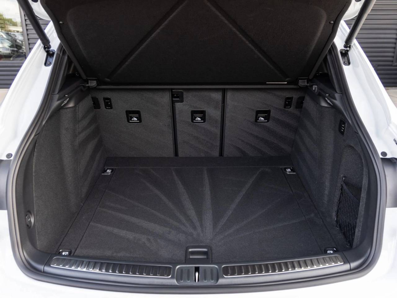 2026 Porsche Macan Macan S