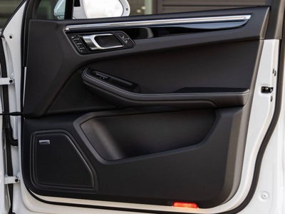 2026 Porsche Macan Macan S