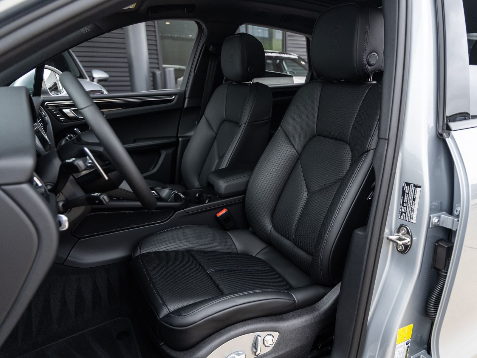 2026 Porsche Macan S