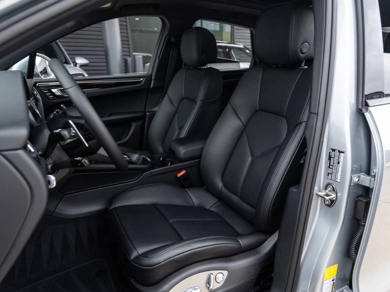 2026 Porsche Macan S