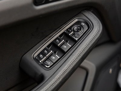 2024 Porsche Macan Macan S (MY24)
