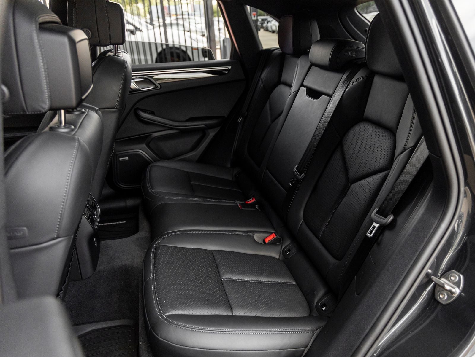 2024 Porsche Macan Macan S (MY24)