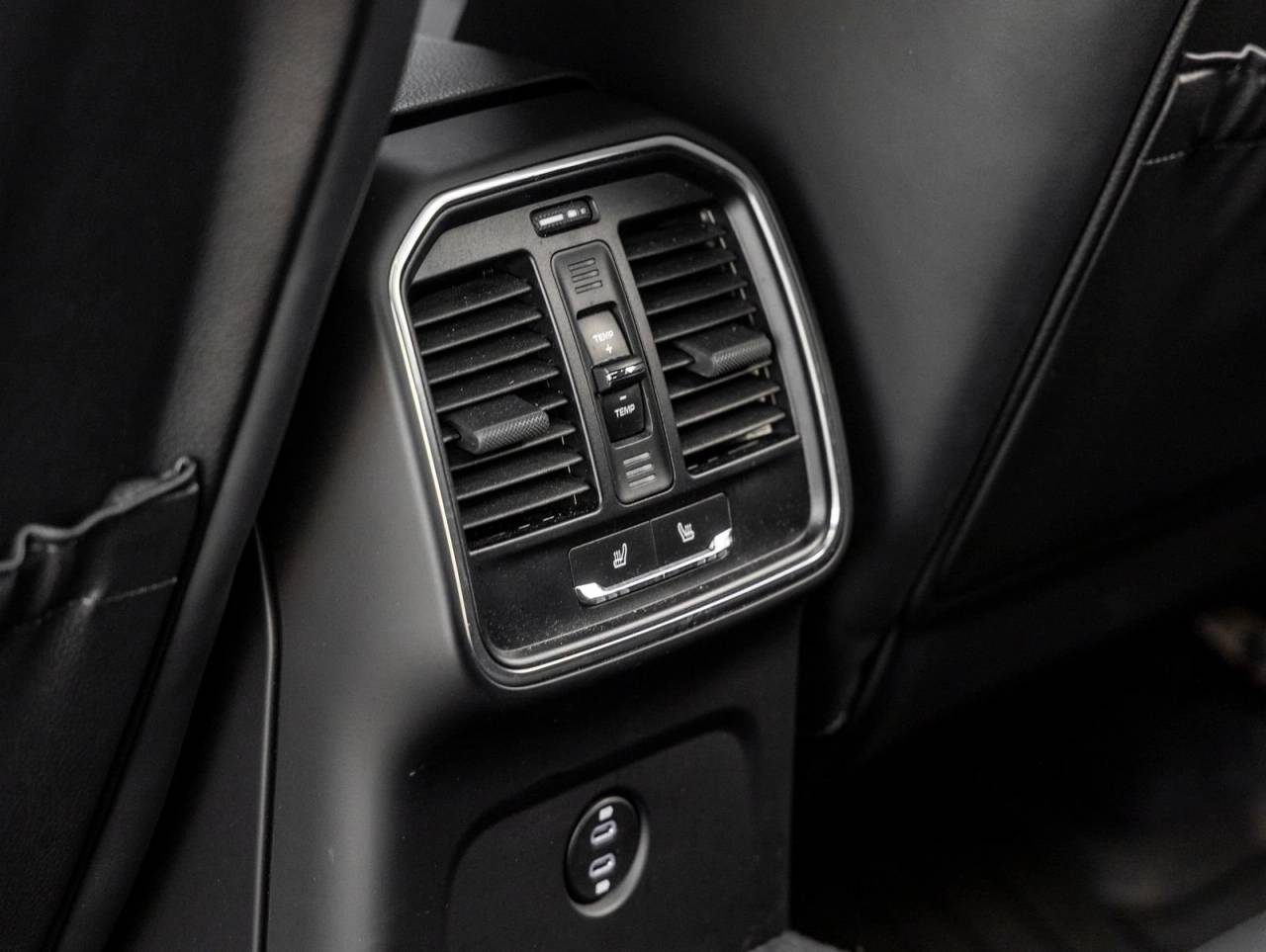 2024 Porsche Macan Macan S (MY24)