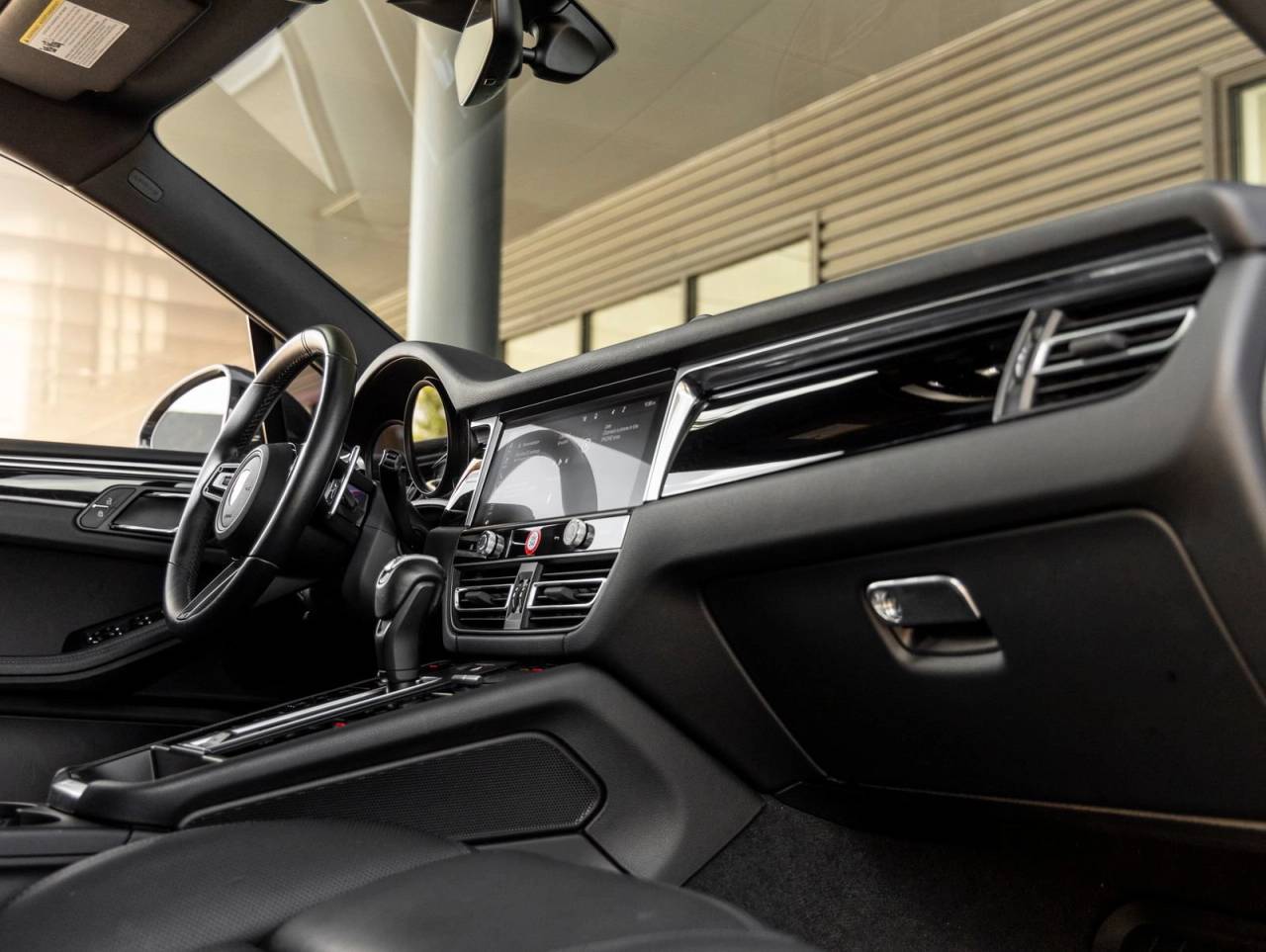 2024 Porsche Macan Macan S (MY24)