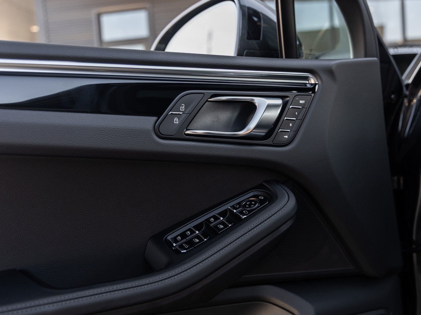 2026 Porsche Macan Macan S