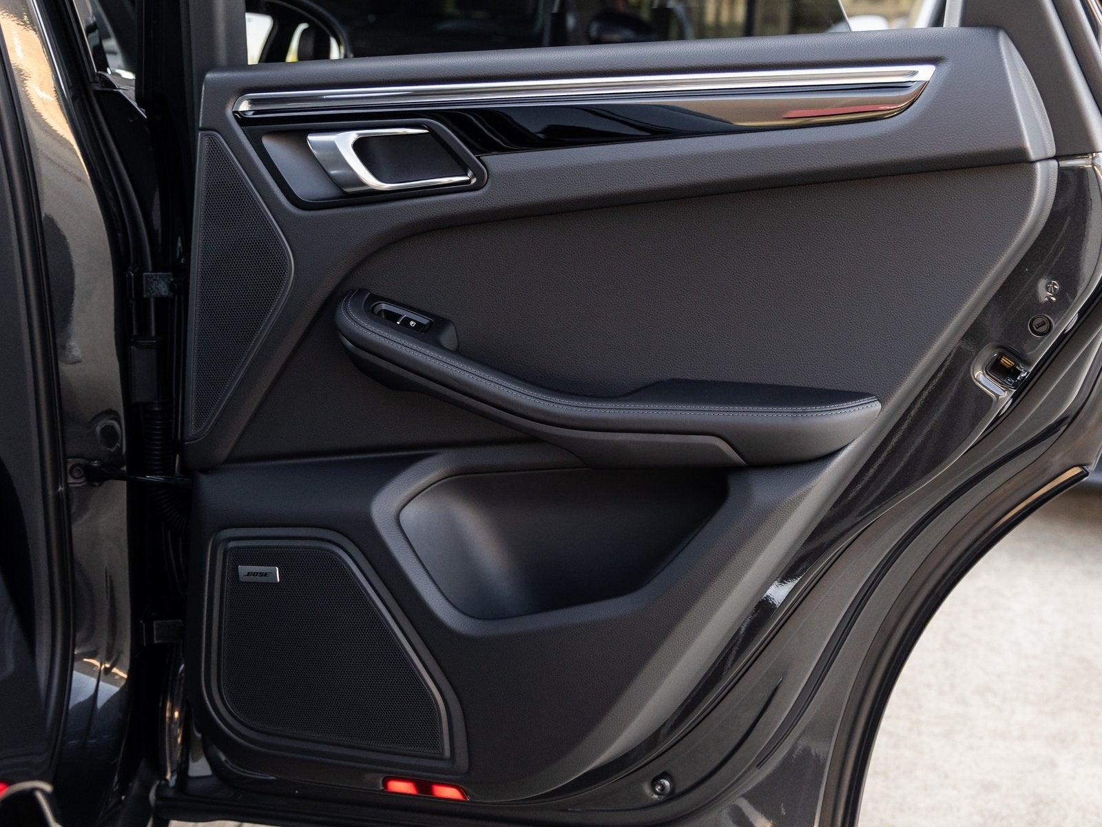 2026 Porsche Macan Macan S