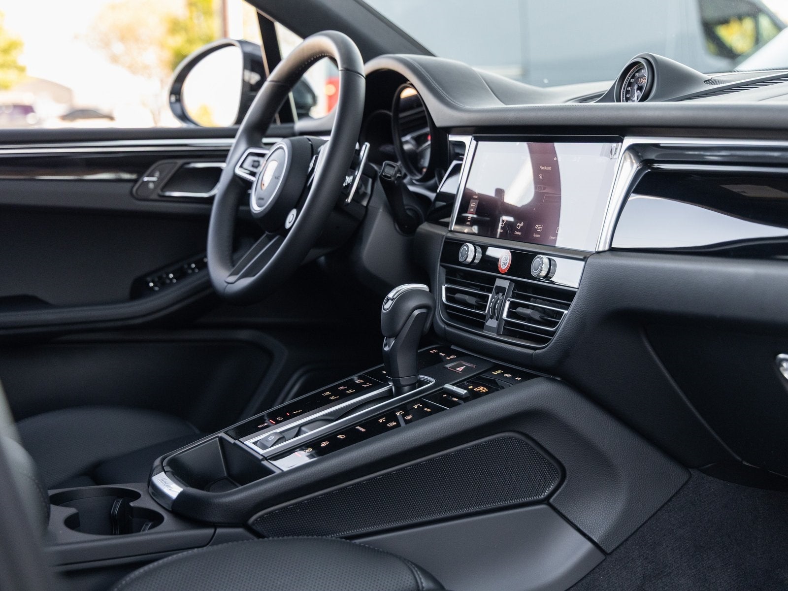 2026 Porsche Macan Macan S