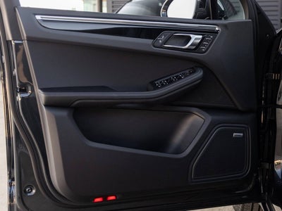 2026 Porsche Macan Macan S