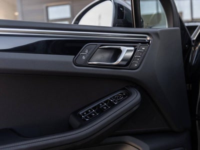 2026 Porsche Macan Macan S