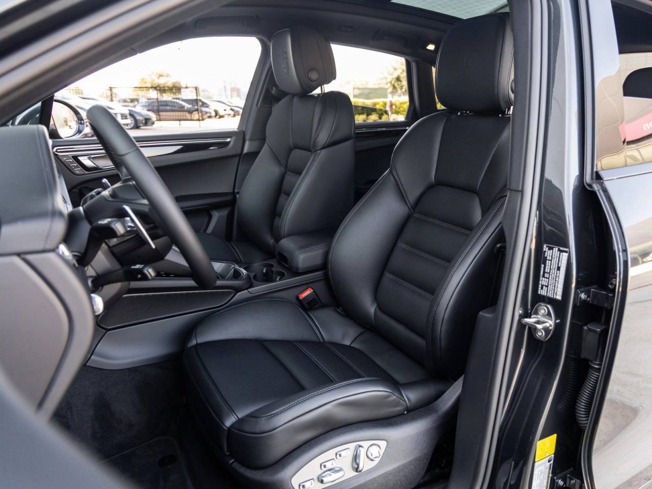 2026 Porsche Macan Macan S