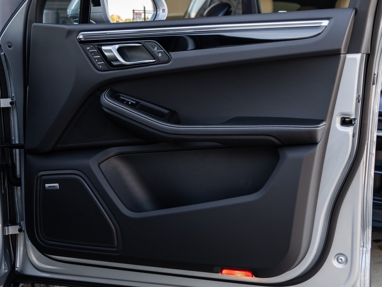 2026 Porsche Macan Macan S