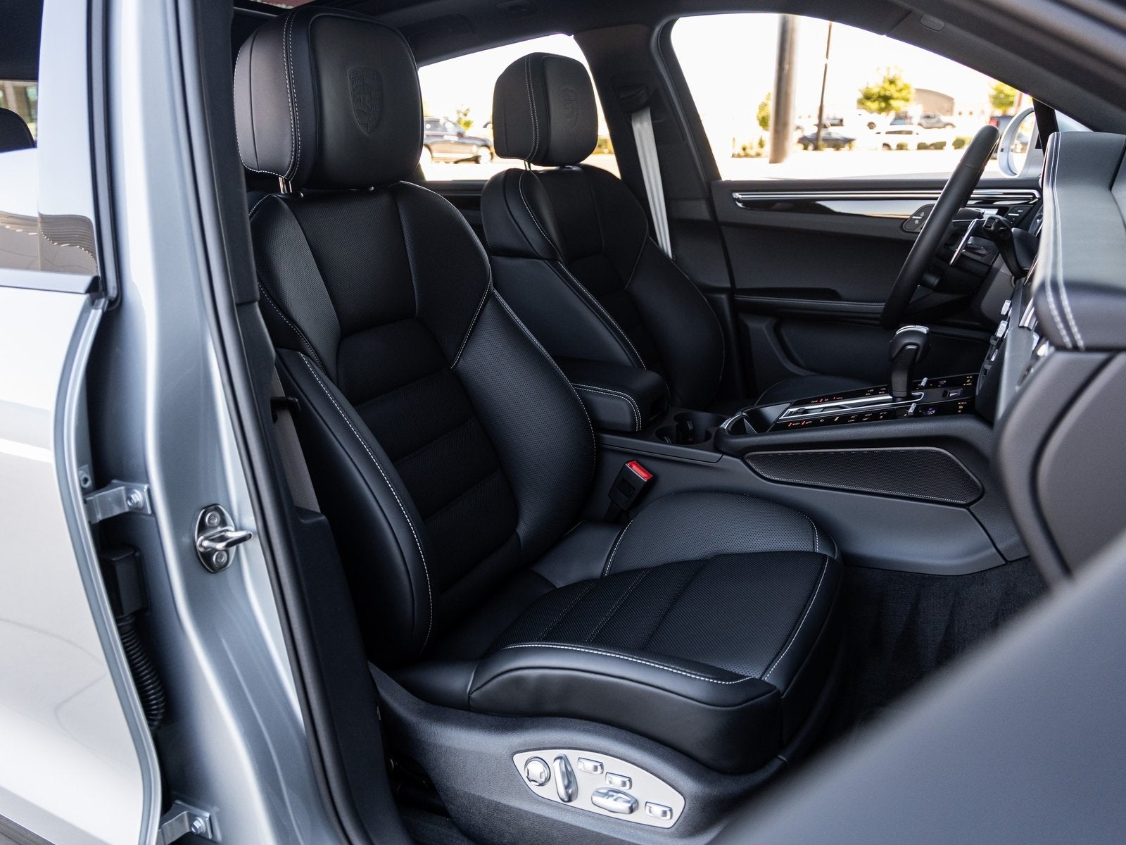 2026 Porsche Macan Macan S