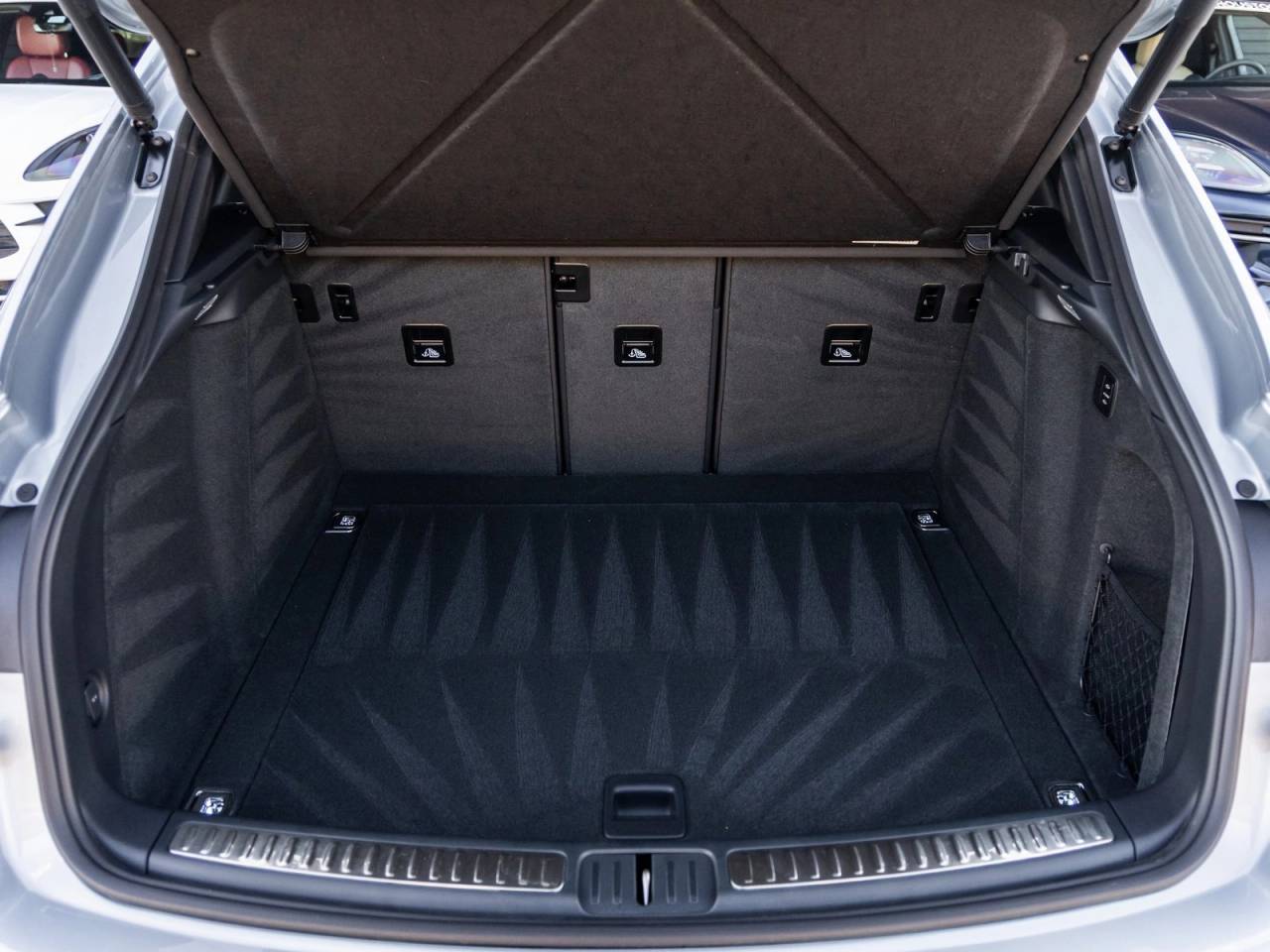 2026 Porsche Macan Macan S