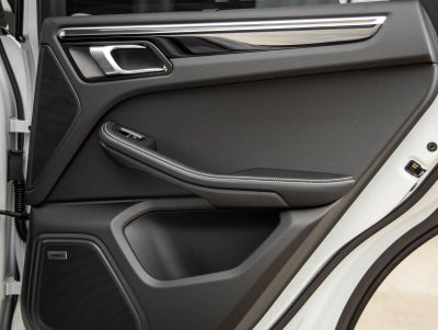 2026 Porsche Macan Macan S
