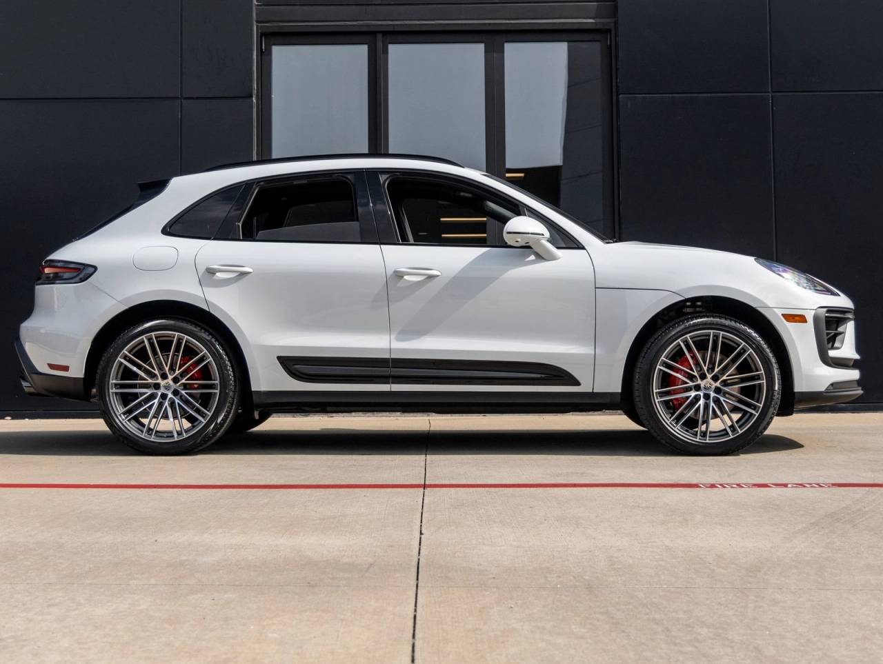 2026 Porsche Macan Macan S