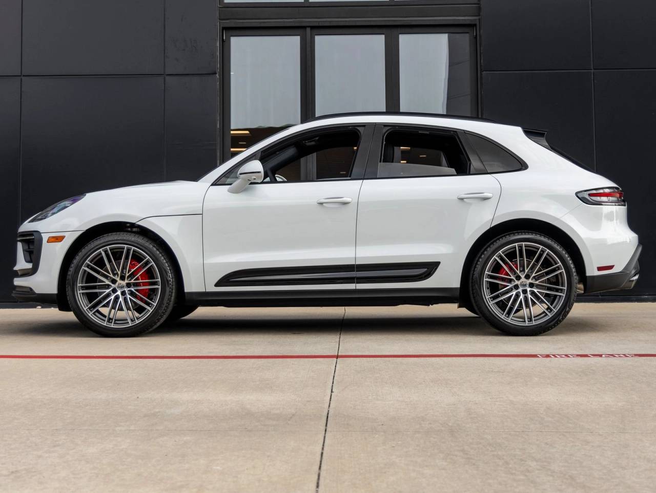2026 Porsche Macan Macan S