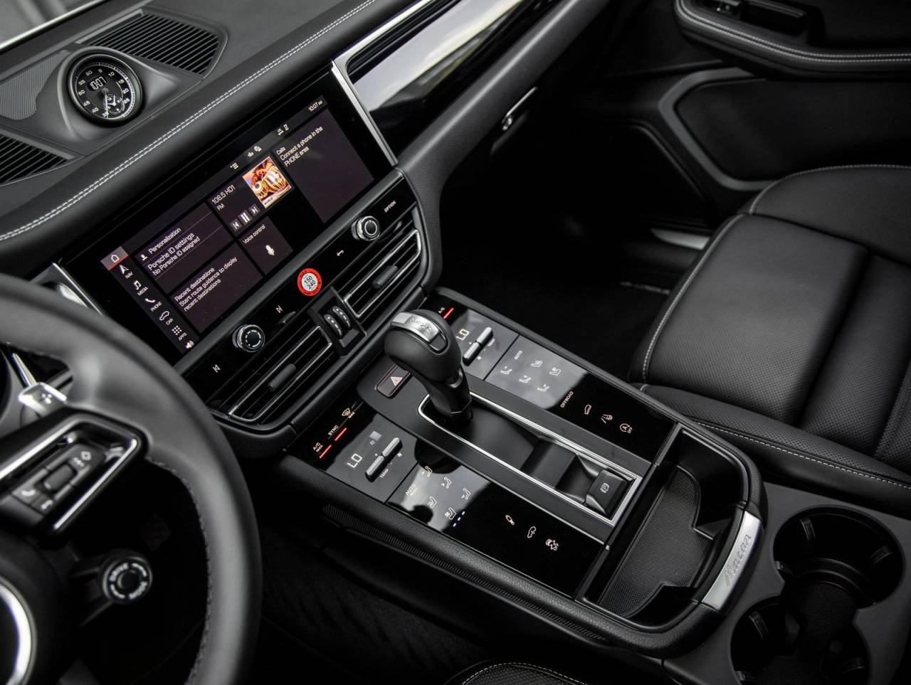 2026 Porsche Macan Macan S