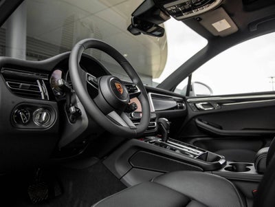 2026 Porsche Macan Macan S