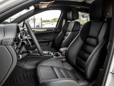 2026 Porsche Macan Macan S