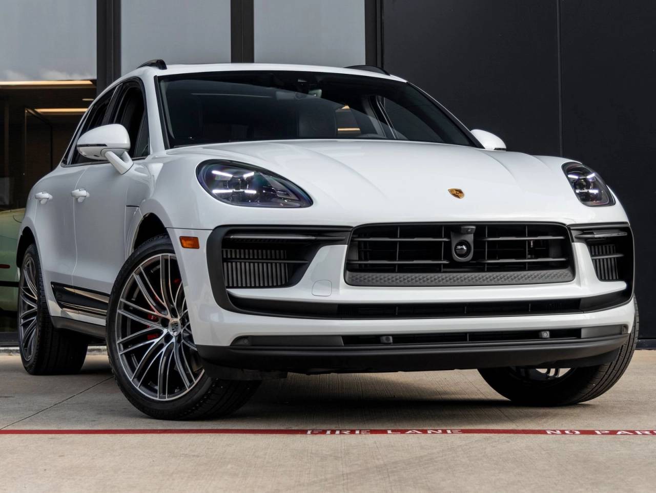 2026 Porsche Macan Macan S