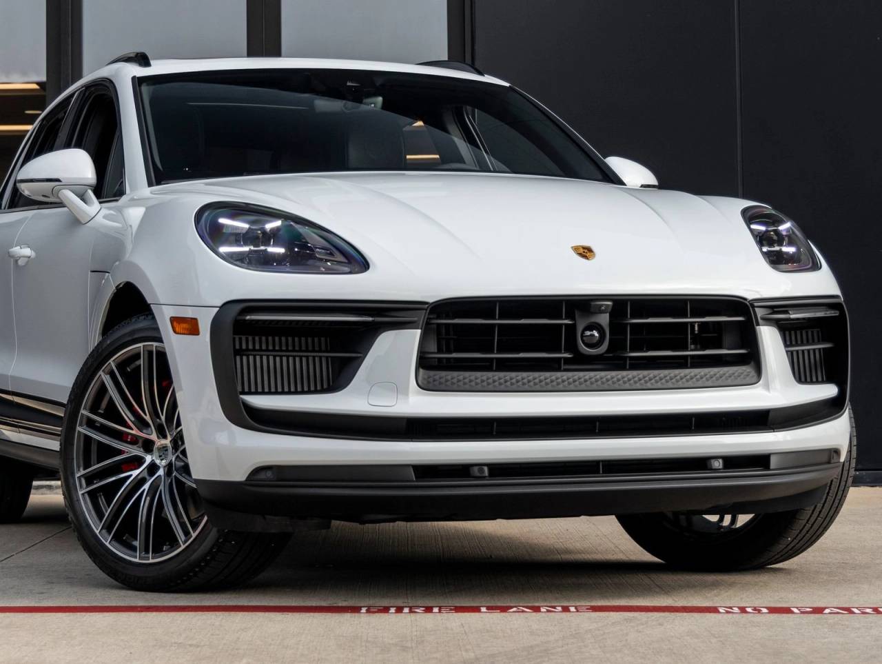 2026 Porsche Macan Macan S